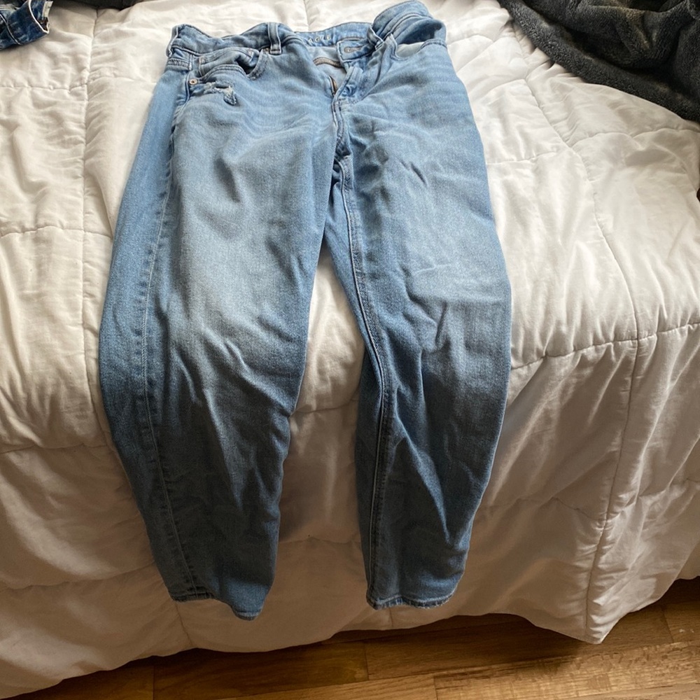 american eagle blue jeans